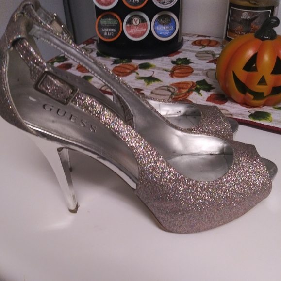 Glittery Guess heels size 8m - Picture 4 of 7